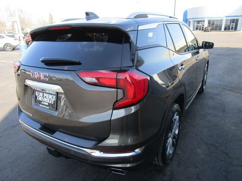 Used 2019 GMC Terrain Denali w/ Comfort Package image 5