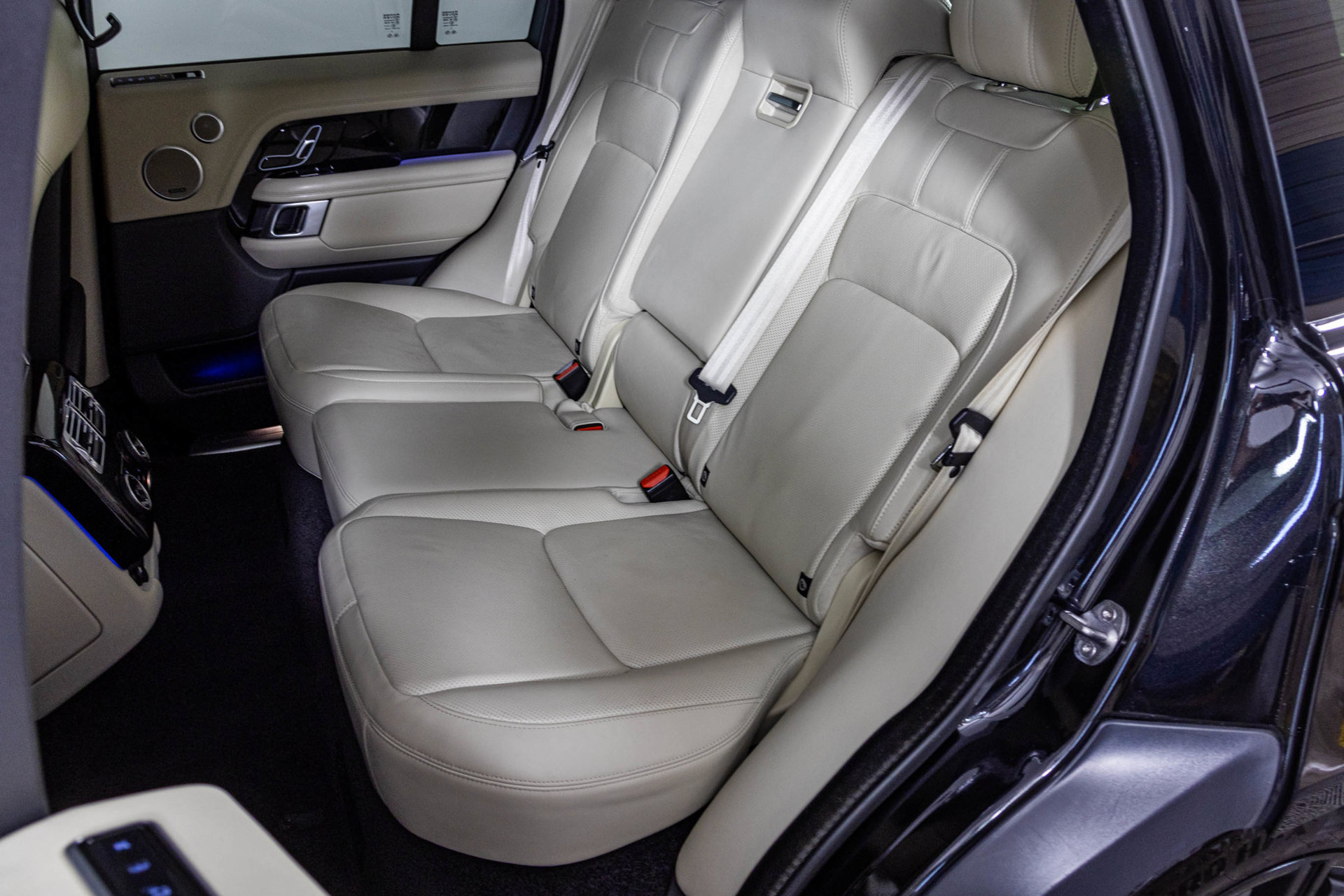 Used 2022 Land Rover Range Rover Westminster Edition AWD/4WD image 40