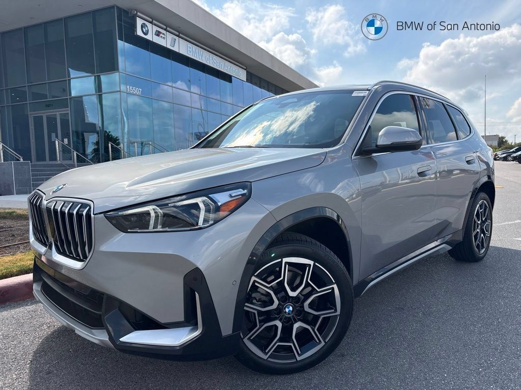 Certified 2026 BMW X1 xDrive28i w/ Technology Package AWD/4WD image 1