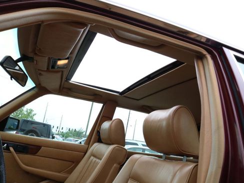 Used 1987 Mercedes-Benz 420 SEL image 31