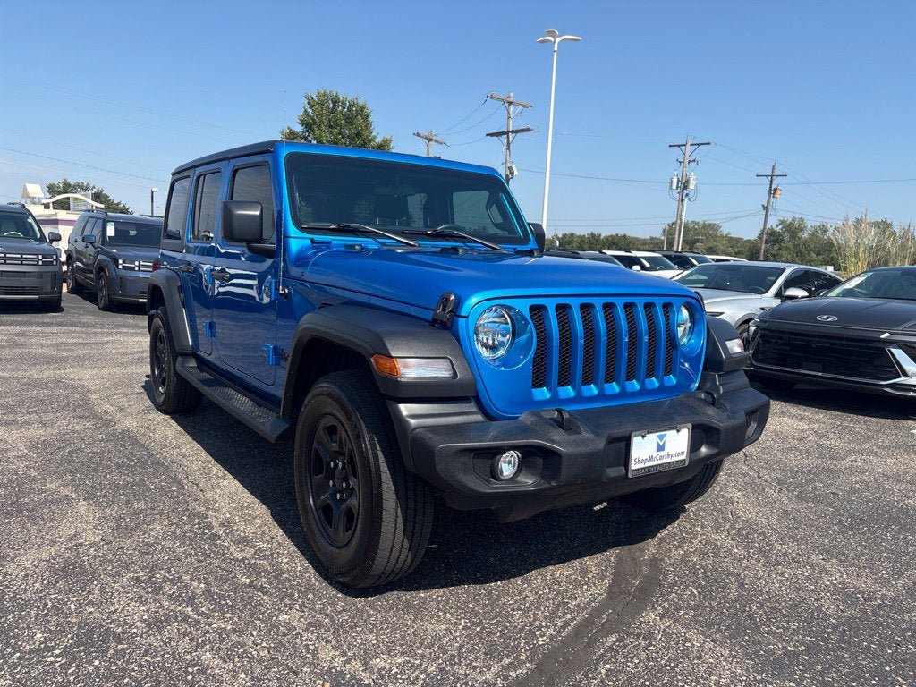 Used 2023 Jeep Wrangler Unlimited Sport AWD/4WD image 3