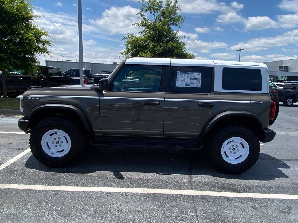 New 2026 Ford Bronco Heritage Edition AWD/4WD image 4