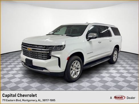 Used 2024 Chevrolet Suburban Premier RWD image 1