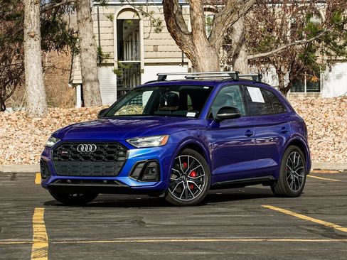 Used 2021 Audi SQ5 Premium Plus w/ Premium Plus Package image 1