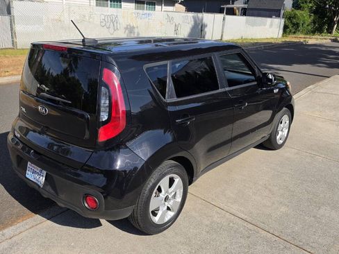 Used 2019 Kia Soul FWD image 5