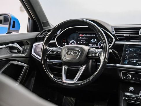 Used 2020 Audi Q3 2.0T Premium Plus w/ Premium Plus Package image 16