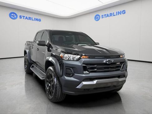 Certified 2023 Chevrolet Colorado Trail Boss w/ Advanced Trailering Package AWD/4WD image 14