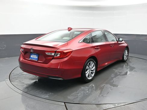 Used 2019 Honda Accord LX image 6