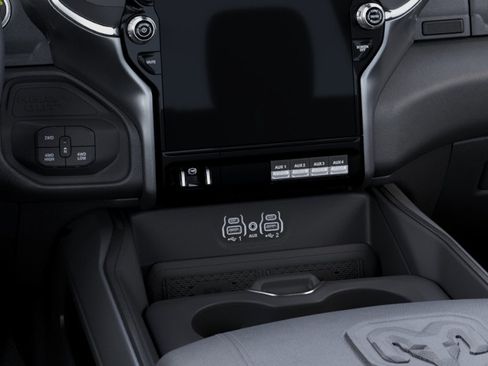 New 2026 RAM 3500 Laramie AWD/4WD image 24