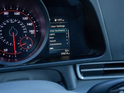 Used 2023 Hyundai Elantra SEL w/ Cargo Package image 17