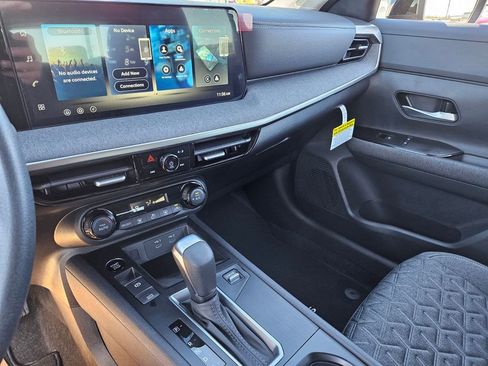 New 2026 Nissan Kicks SV image 9