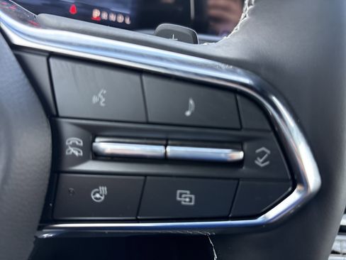 New 2026 Chevrolet Traverse LT w/ LPO, Floor Liner Package image 17