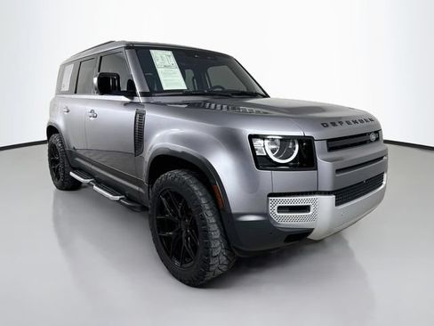 Used 2022 Land Rover Defender 110 AWD/4WD image 3