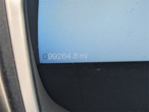 Used 2014 Ford Fusion SE w/ Equipment Group 202A image 11