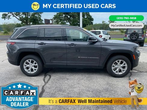Used 2023 Jeep Grand Cherokee Limited AWD/4WD image 4