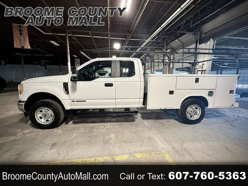 Used 2017 Ford F350 XL w/ Power Equipment Group image 1