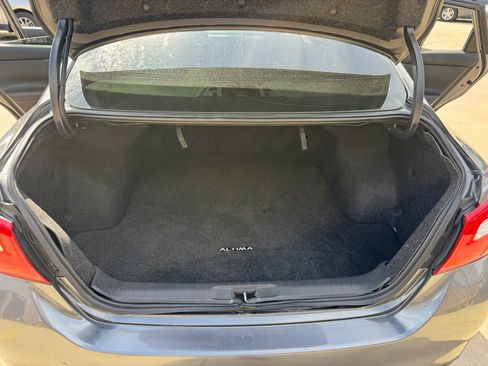 Used 2017 Nissan Altima 2.5 S w/ Power Driver Seat Package image 31