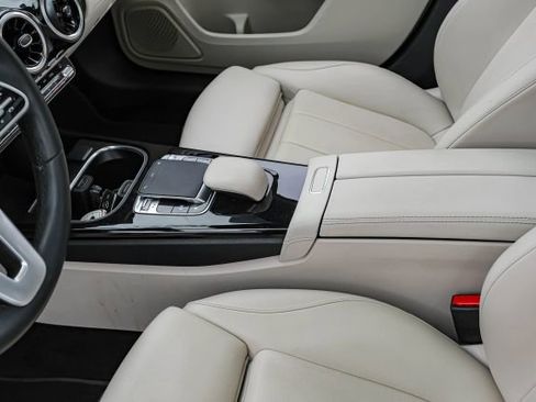 Used 2019 Mercedes-Benz A 220 image 24