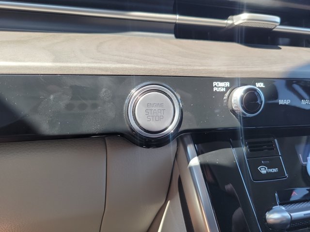 Certified 2024 Kia Carnival EX FWD image 28
