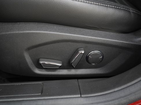 Used 2015 Ford Fusion SE w/ Equipment Group 202A FWD image 25