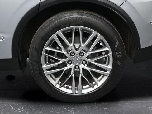 Certified 2023 Acura MDX SH-AWD w/ Advance Package image 14