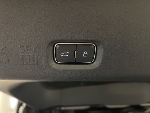 New 2026 Lincoln Navigator Reserve AWD/4WD image 47