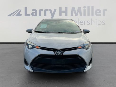 Used 2019 Toyota Corolla LE image 7