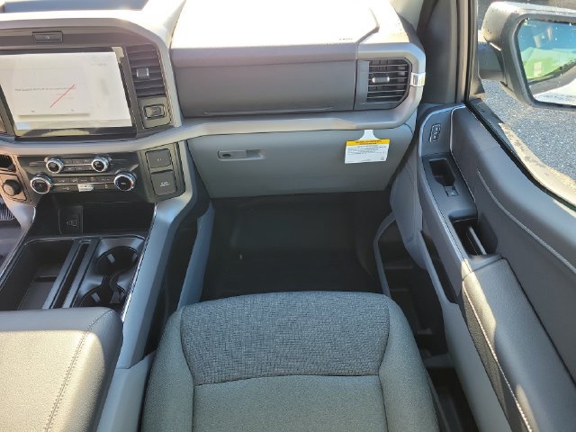 Used 2026 Ford F150 XLT w/ Mobile Office Package RWD image 15