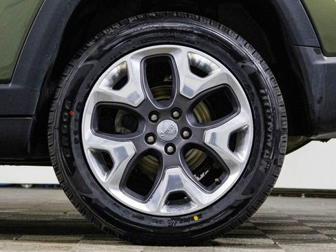 Used 2019 Jeep Compass Limited image 44