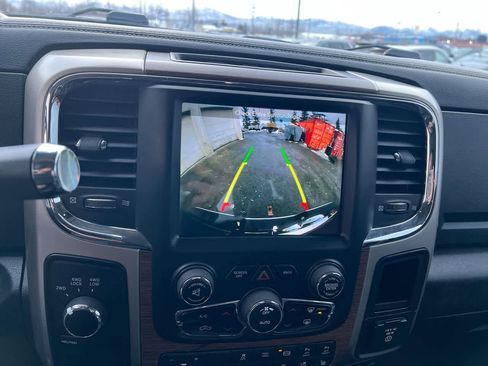 Used 2018 RAM 2500 Laramie AWD/4WD image 17