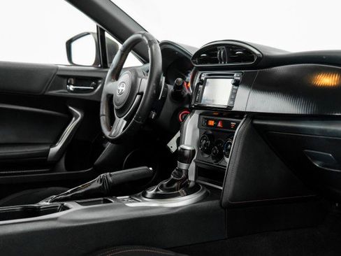 Used 2014 Scion FR-S image 18