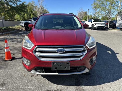 Used 2017 Ford Escape SE w/ Equipment Group 201A image 10