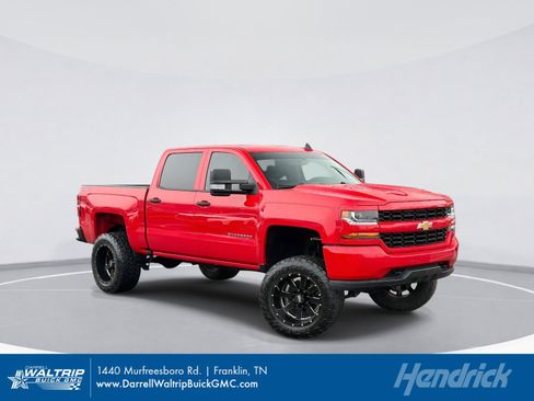 Used 2018 Chevrolet Silverado 1500 Custom w/ Custom Value Package image 1