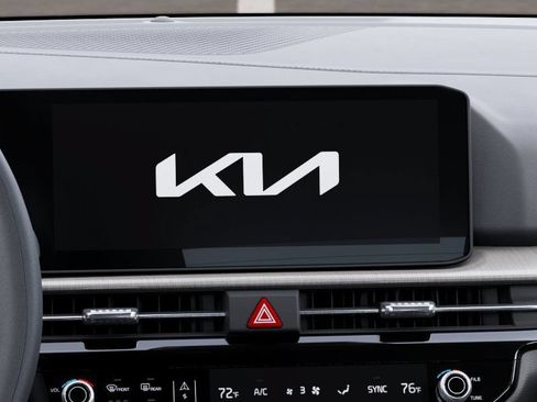 New 2026 Kia Sportage X-Line w/ X-Line Premium Package AWD/4WD image 24
