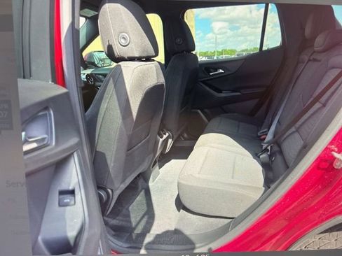 Used 2025 Chevrolet Equinox LT w/ Safety and Technology Package image 13