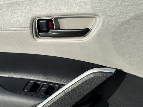 Certified 2026 Toyota Corolla Cross L FWD image 23