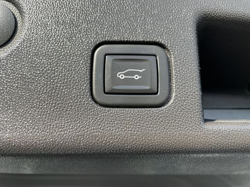 Certified 2024 Chevrolet Equinox LT image 28