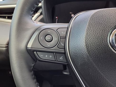 Used 2026 Toyota Corolla Cross LE image 19