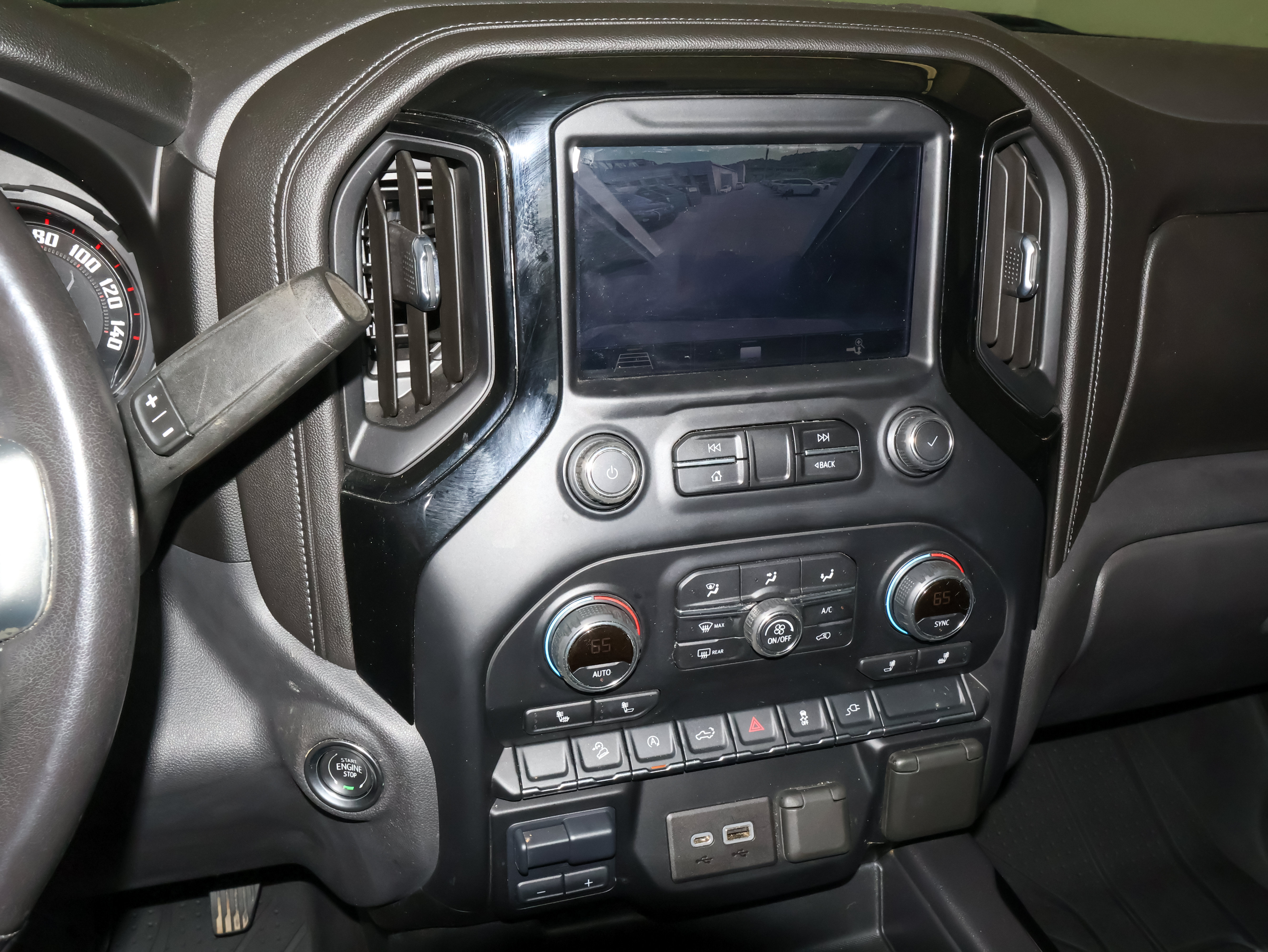 Used 2020 Chevrolet Silverado 1500 RST AWD/4WD image 27