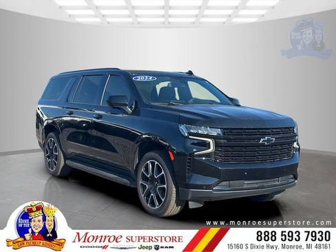 Used 2024 Chevrolet Suburban RST AWD/4WD image 1