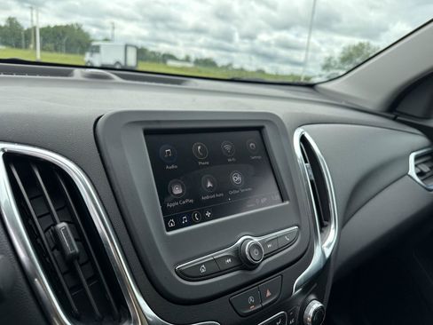 Used 2024 Chevrolet Equinox LT FWD image 26