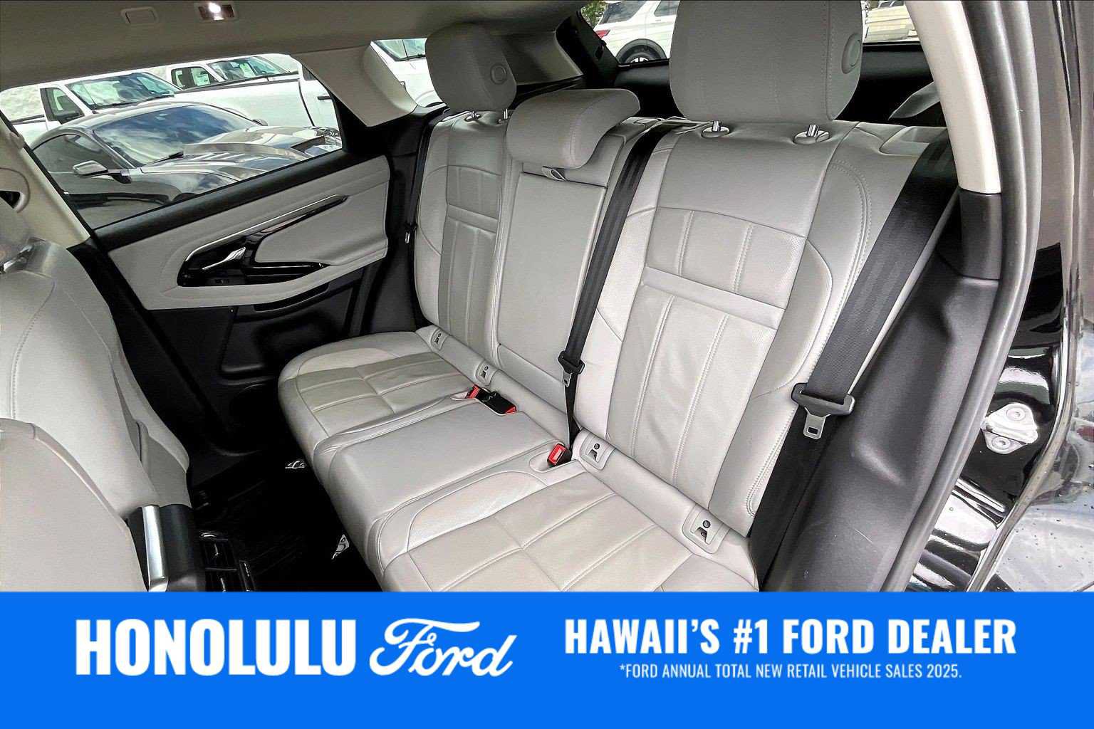 Used 2021 Land Rover Range Rover Evoque SE AWD/4WD image 28