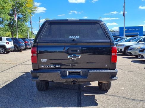 Used 2017 Chevrolet Silverado 1500 LT w/ Midnight Edition AWD/4WD image 5
