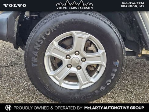 Used 2021 Jeep Wrangler Unlimited Sport image 28