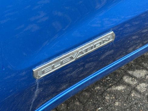 Used 2022 GMC Sierra 1500 Elevation image 11