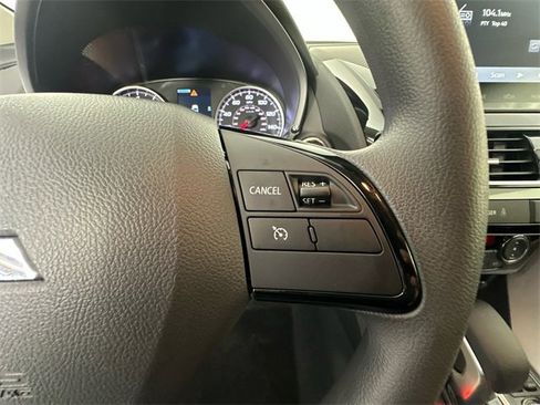 New 2025 Mitsubishi Eclipse Cross LE image 25