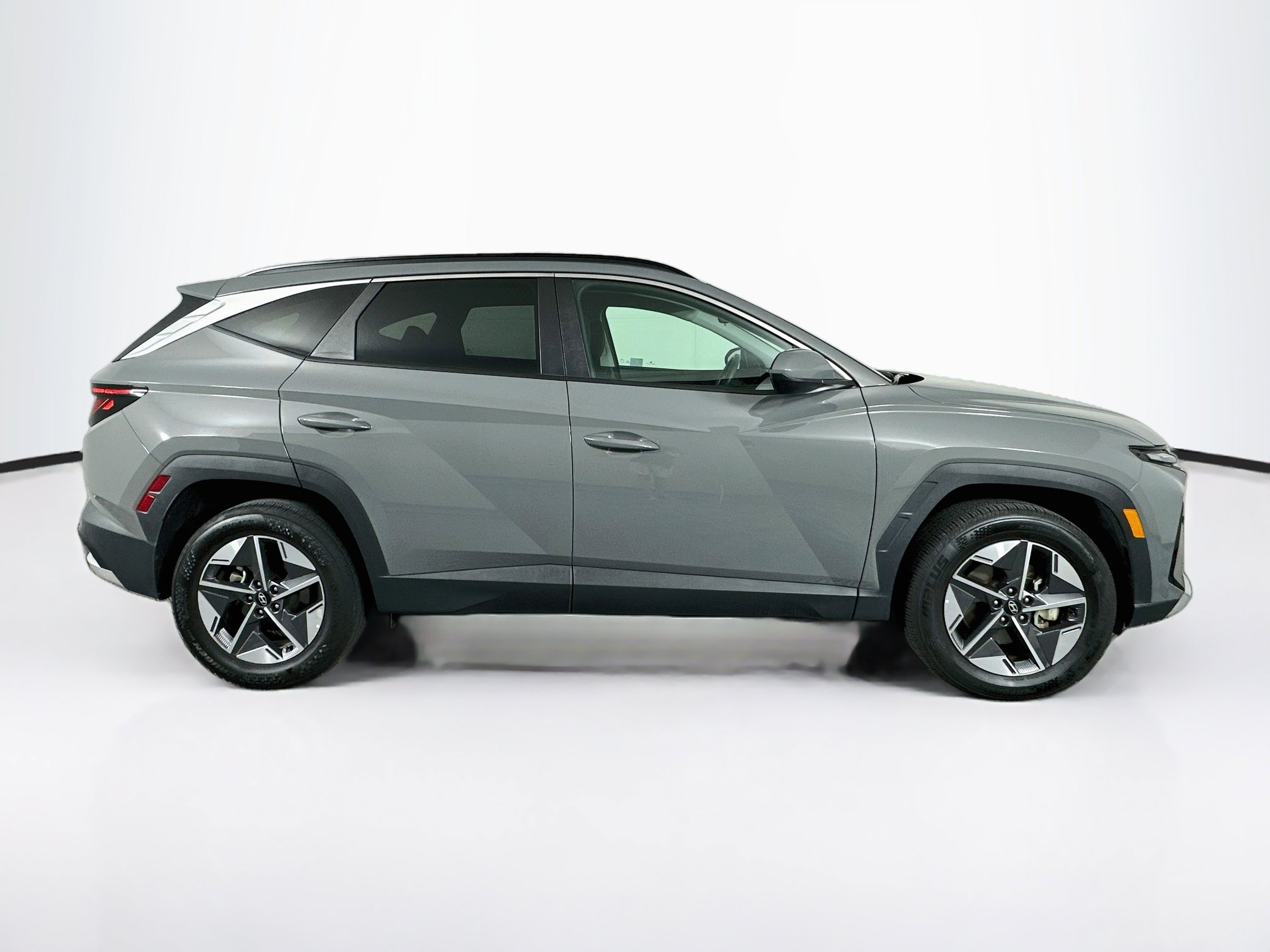 Used 2025 Hyundai Tucson SEL AWD/4WD image 10