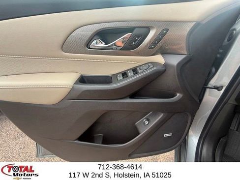 Used 2023 Chevrolet Traverse Premier w/ LPO, Floor Liner Package AWD/4WD image 20