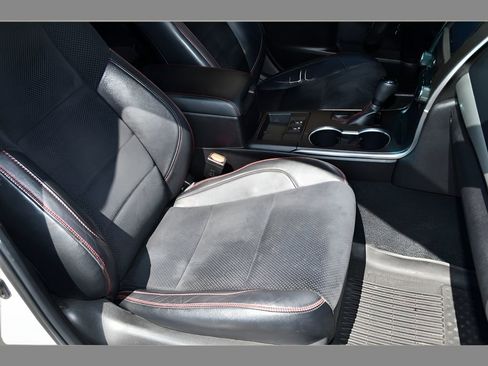 Used 2015 Toyota Camry XSE w/ Moonroof Package FWD image 28