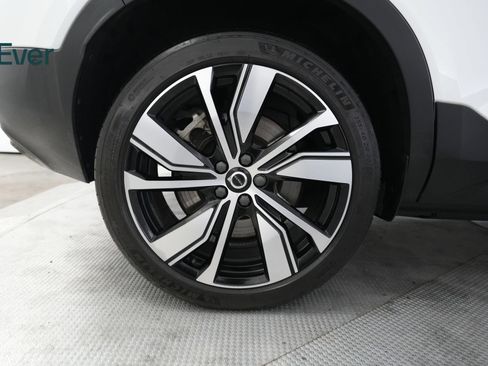 Used 2022 Volvo XC40 P8 Recharge Ultimate AWD/4WD image 22